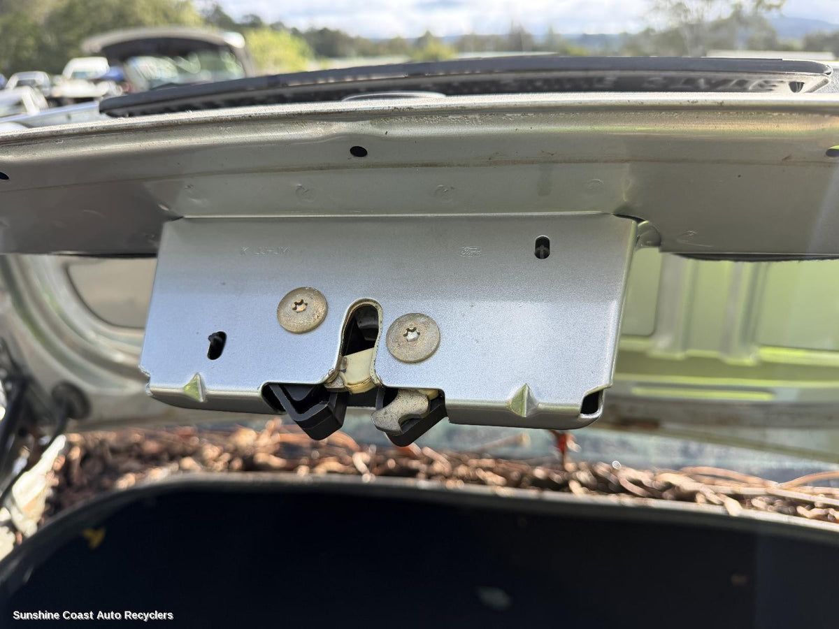 2001-2005 Ford Focus Door Boot Gate Lock