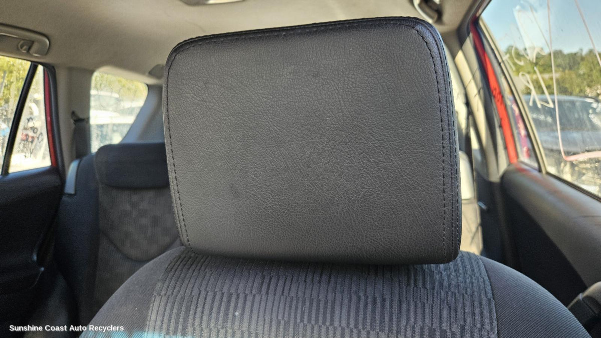 2005-2012 Toyota Rav4 Headrest