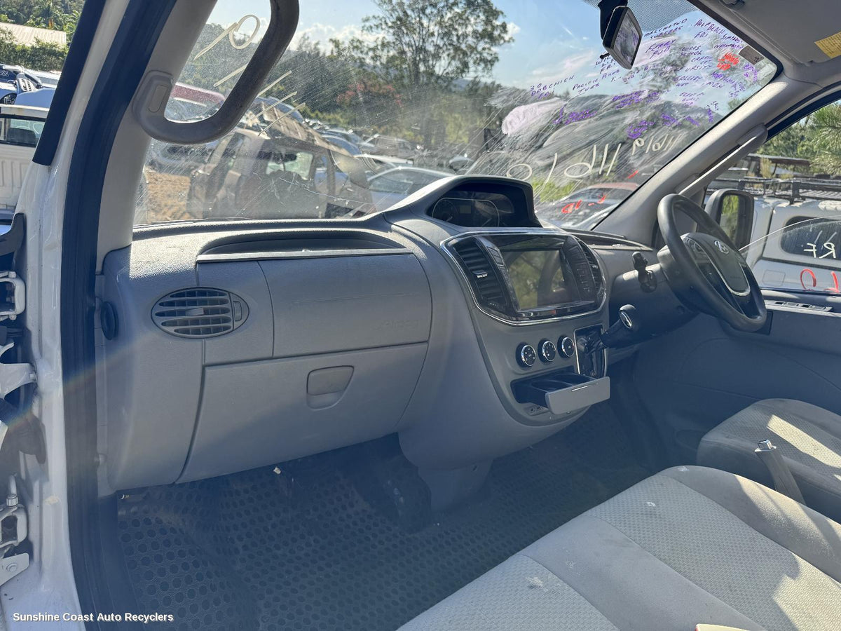 2013-2023 Ldv V80 Glove Box