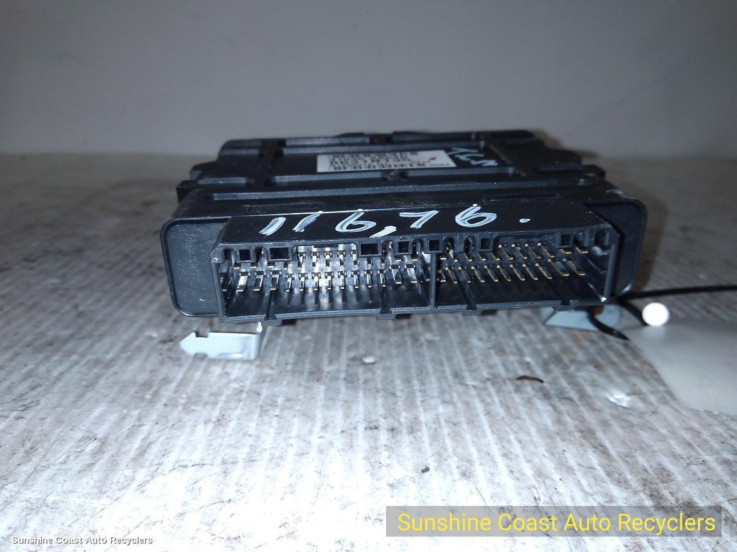 2014 Mitsubishi Outlander Ecu
