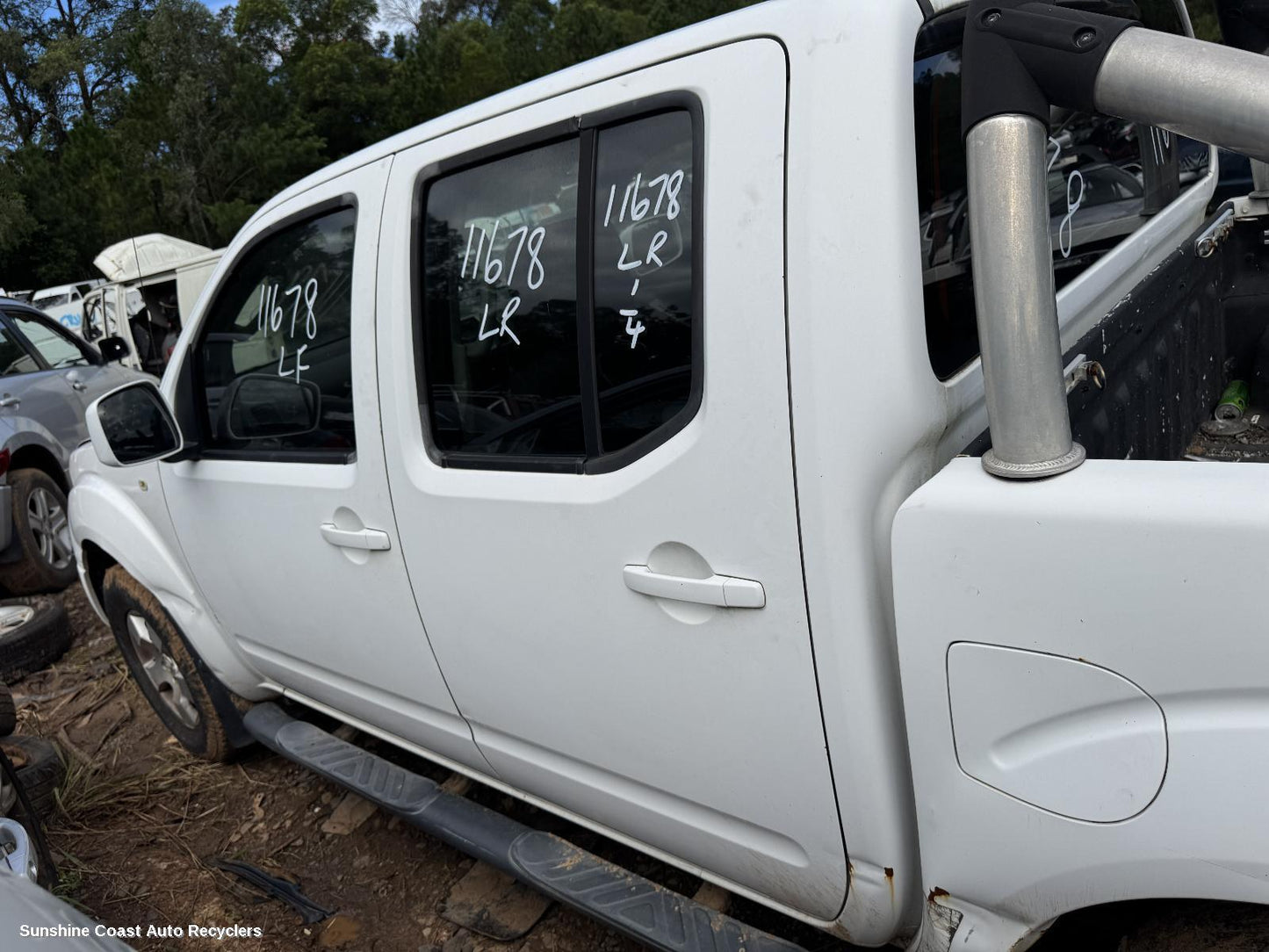 2010 Nissan Navara Door Handle