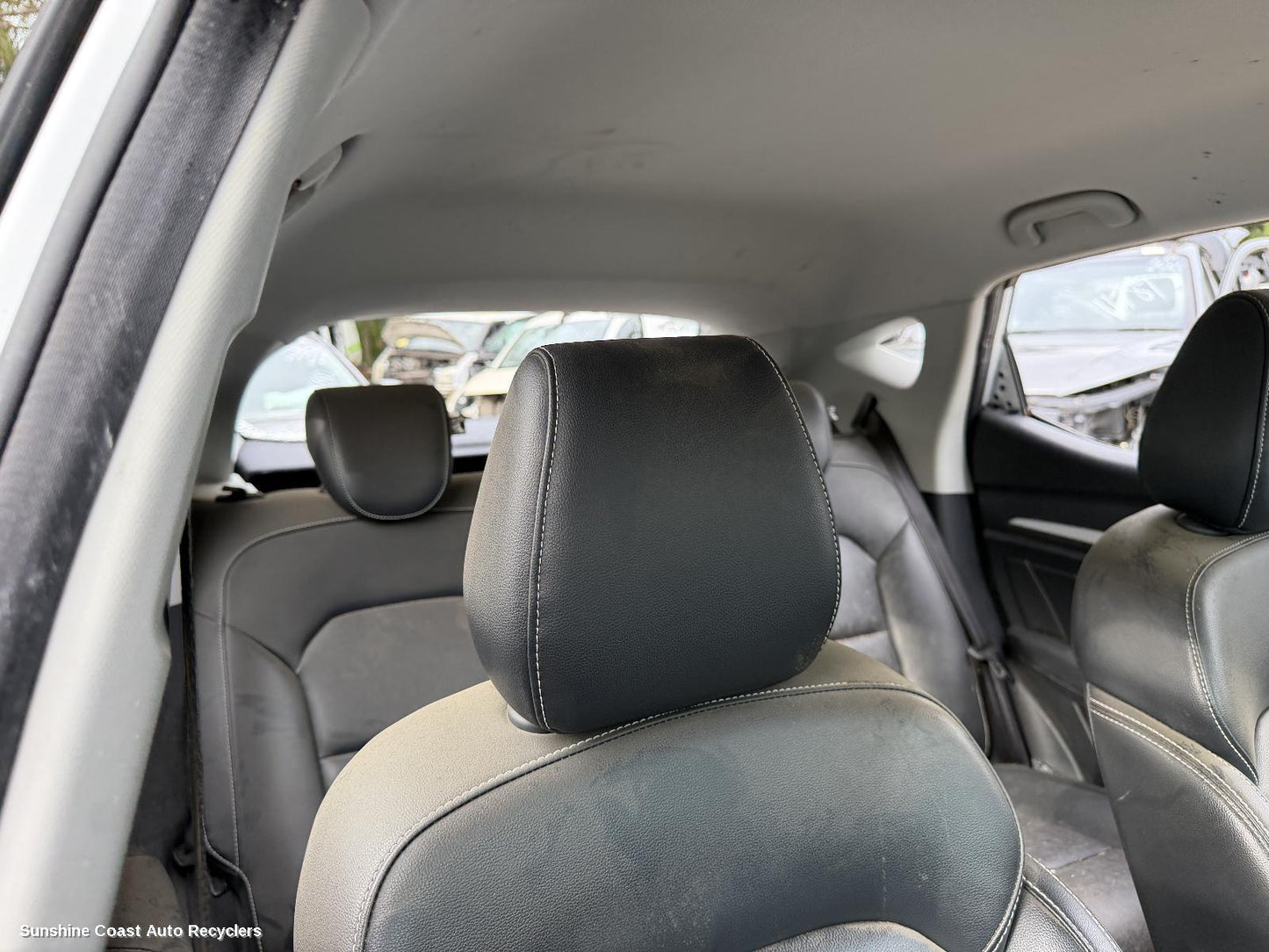2017-2025 Mg Zs Headrest