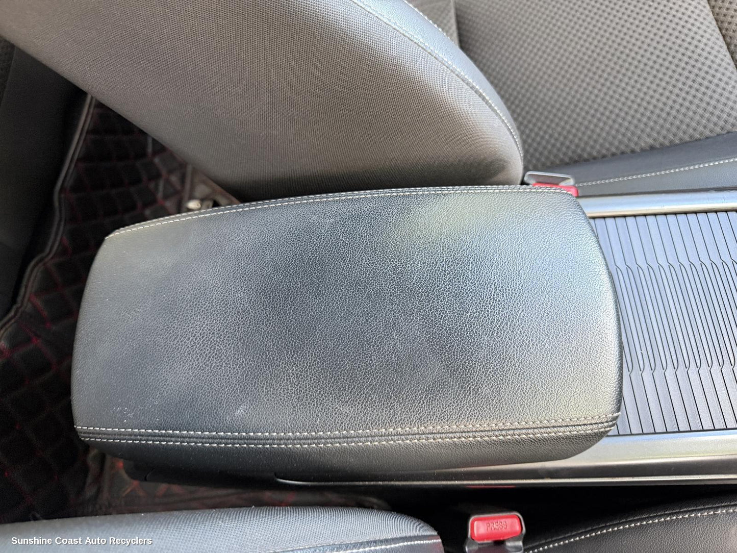 2016-2026 Renault Kaleos Console