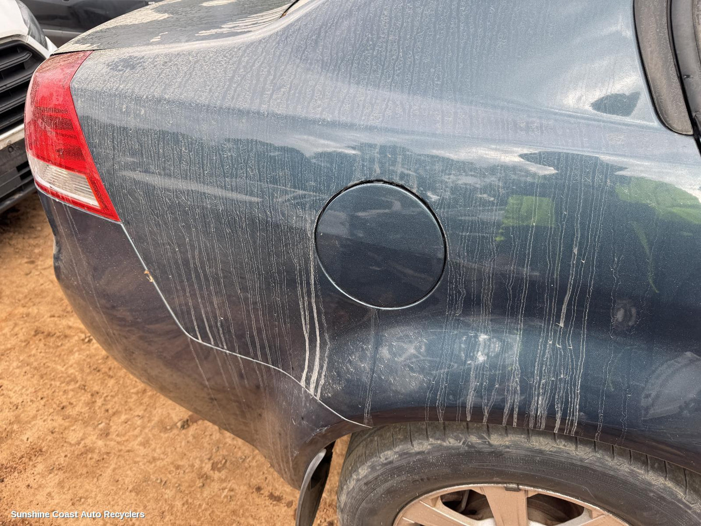 2008 Holden Commodore Fuel Door   Filler