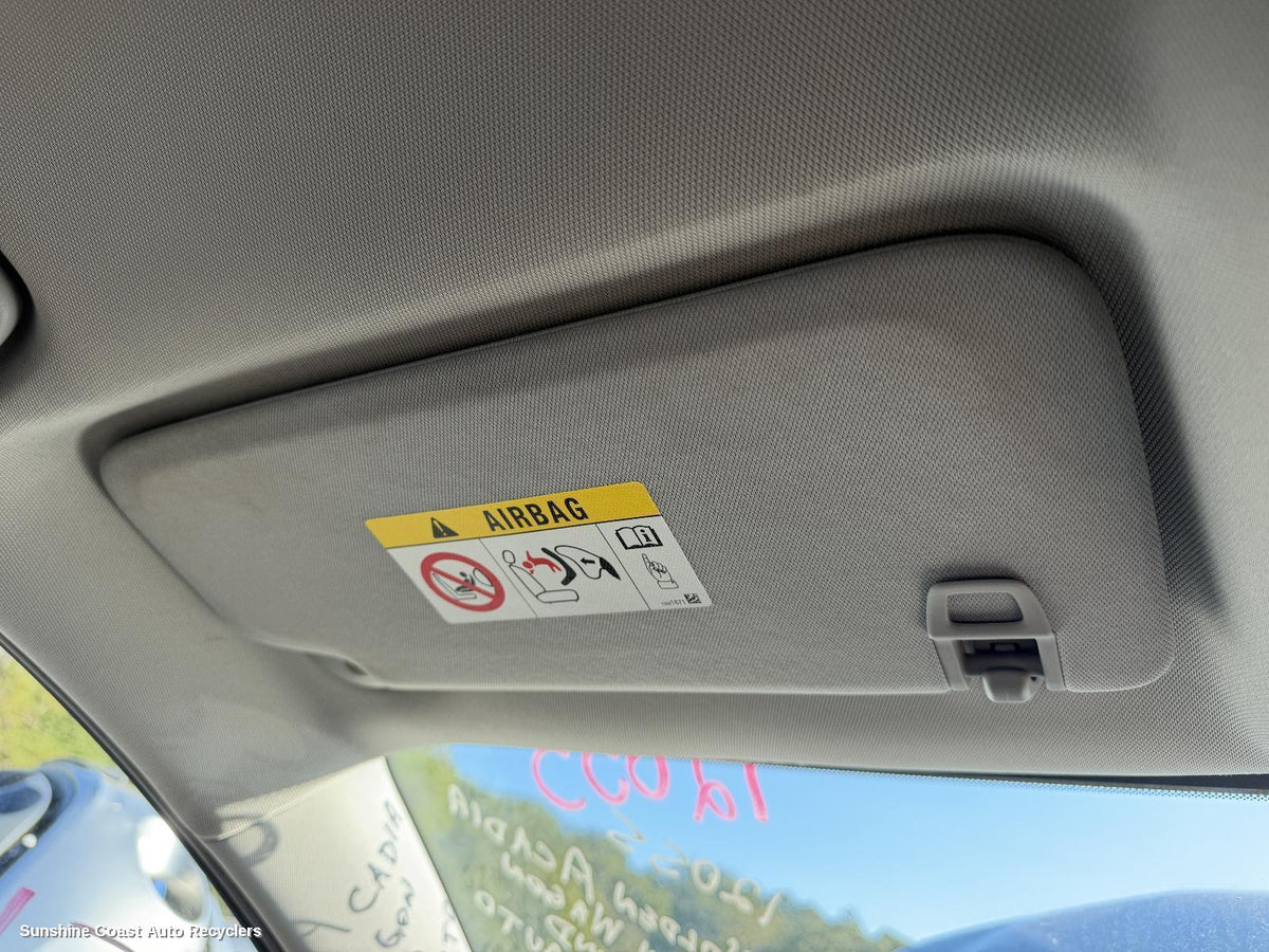 2018-2020 Holden Acadia Sunvisor