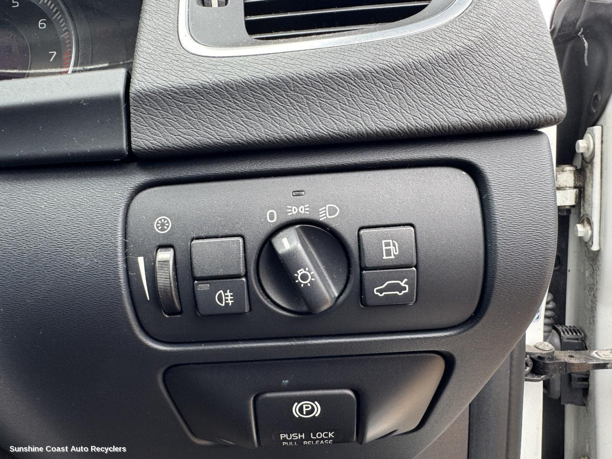 2010-2013 Volvo S60/v60 Combination Switch