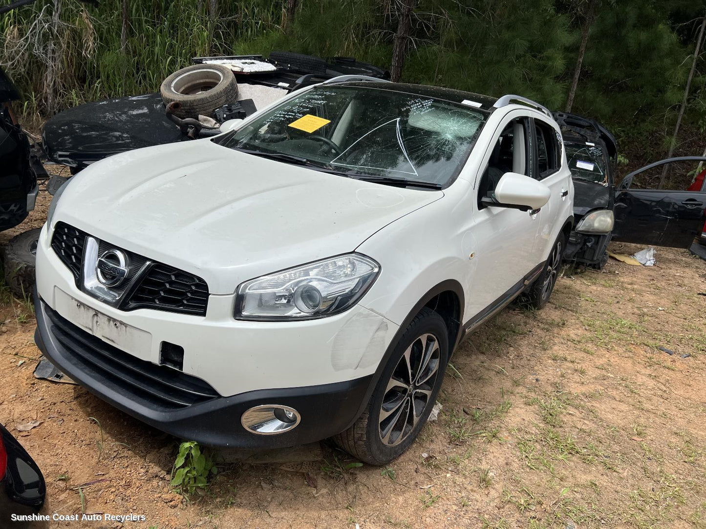 2013 Nissan Dualis Wiper Motor