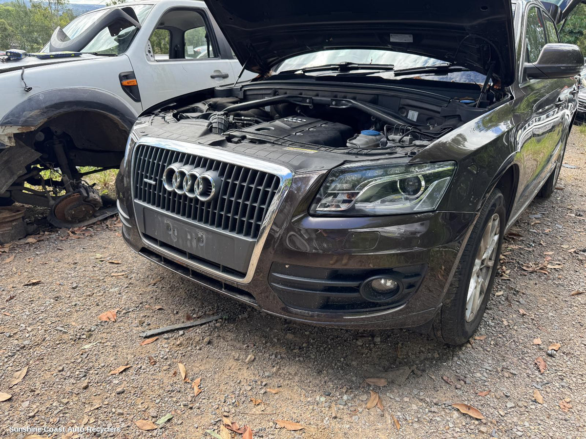 2008-2012 Audi Q5 Left Headlamp