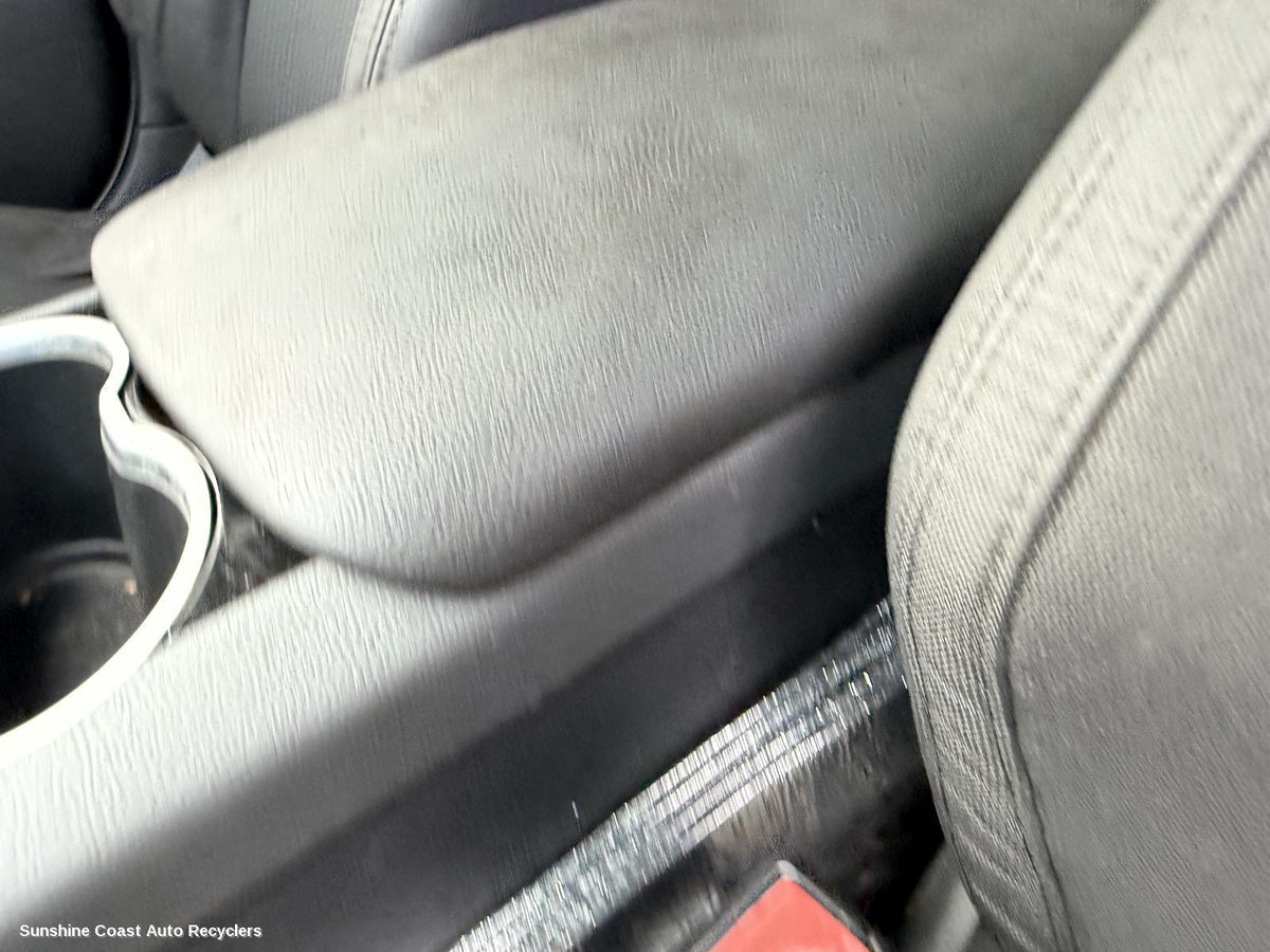2006-2013 Holden Commodore Seatbelt Stalk