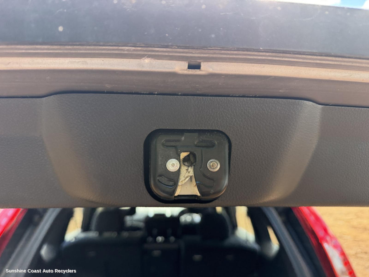 2007-2013 Nissan Xtrail Door Boot Gate Lock