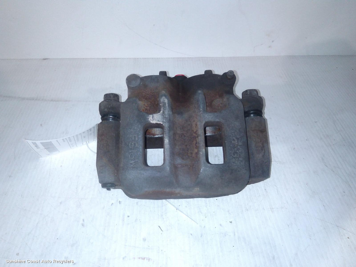 2000-2006 Mitsubishi Pajero Caliper