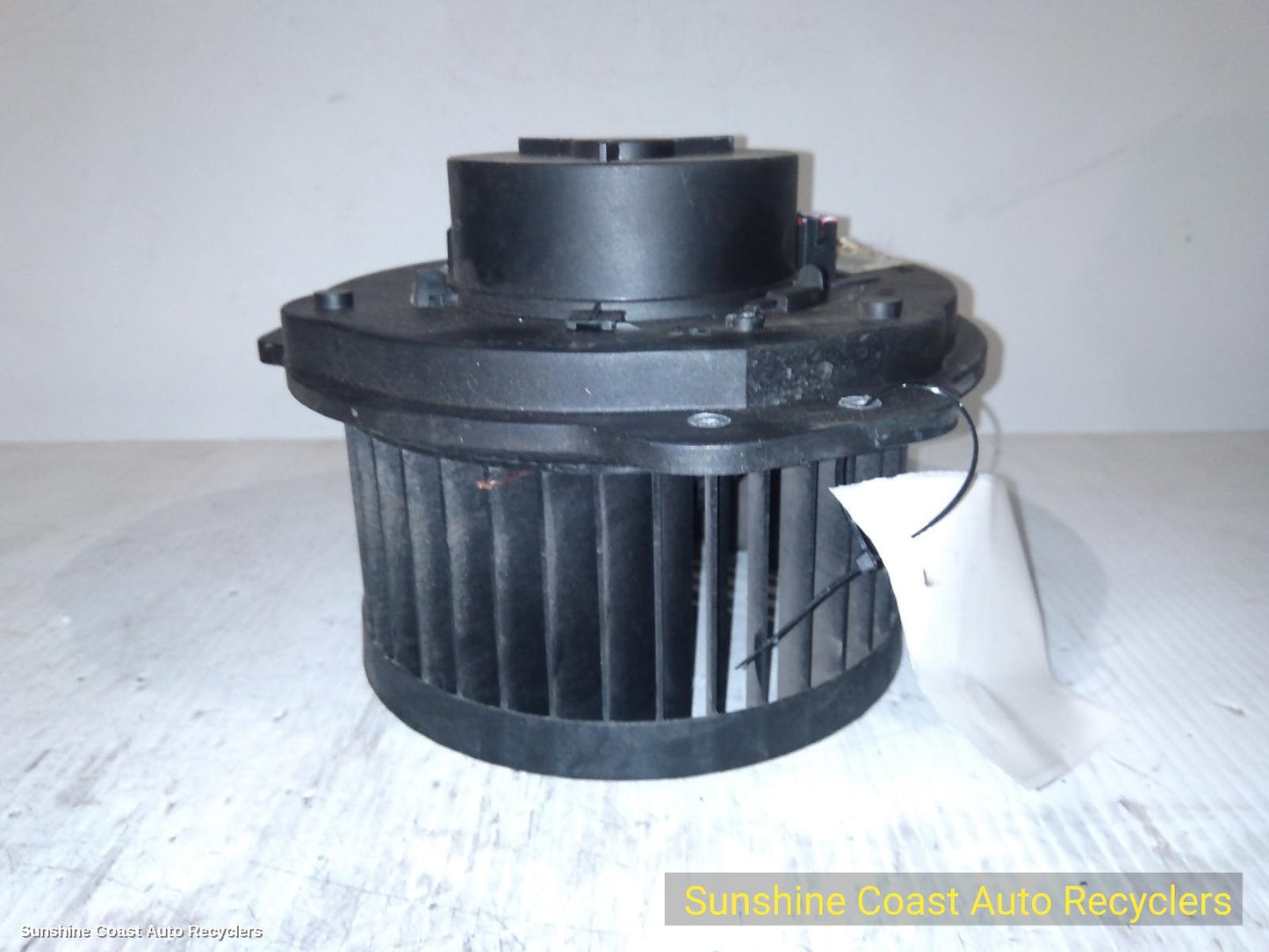 1997 Volvo S70/v70/c70 Heater Fan Motor