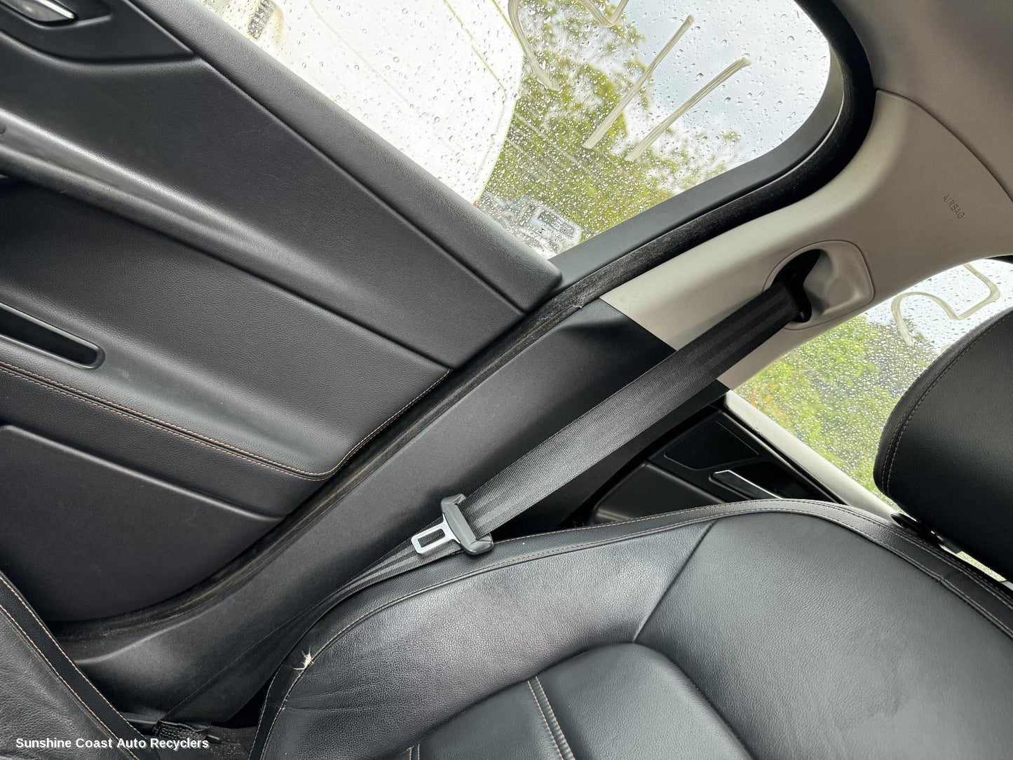 2015 Jaguar Xe Seatbelt Stalk