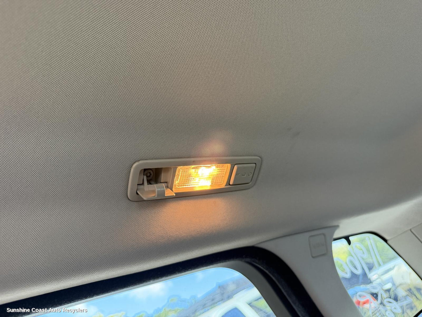 2011-2019 Land Rover Rangerover Evoque Courtesy Light