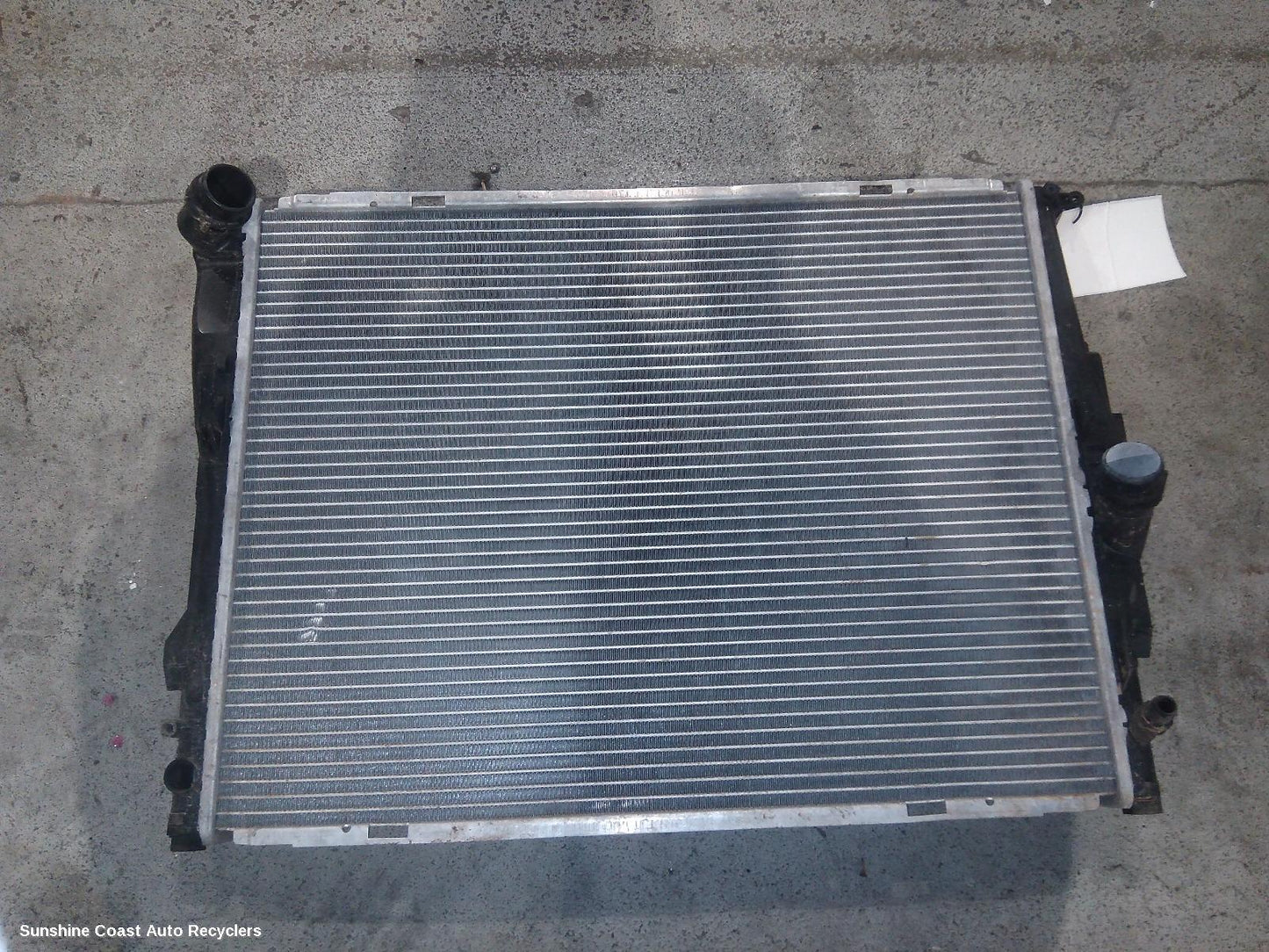 2005-2012 Bmw 3 Series Radiator