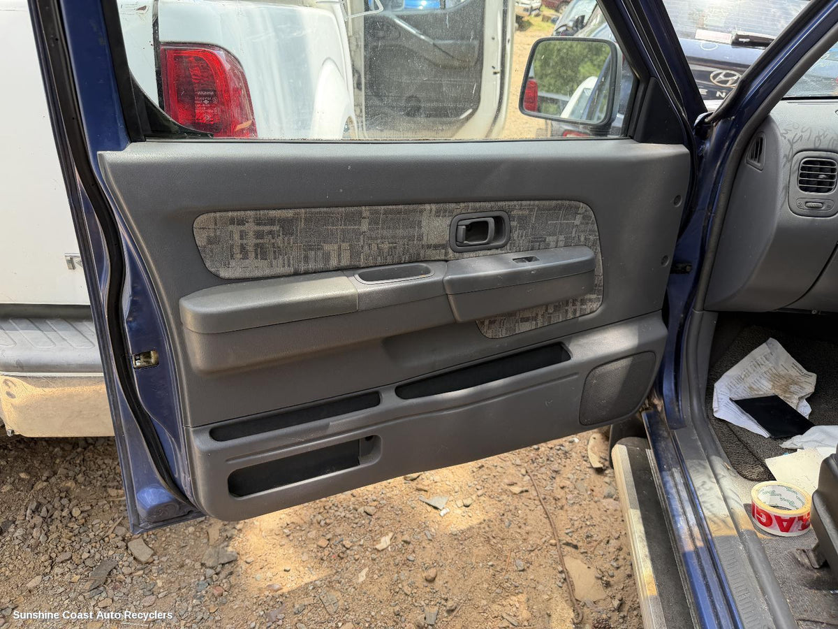 1997-2015 Nissan Navara Door Boot Gate Lock