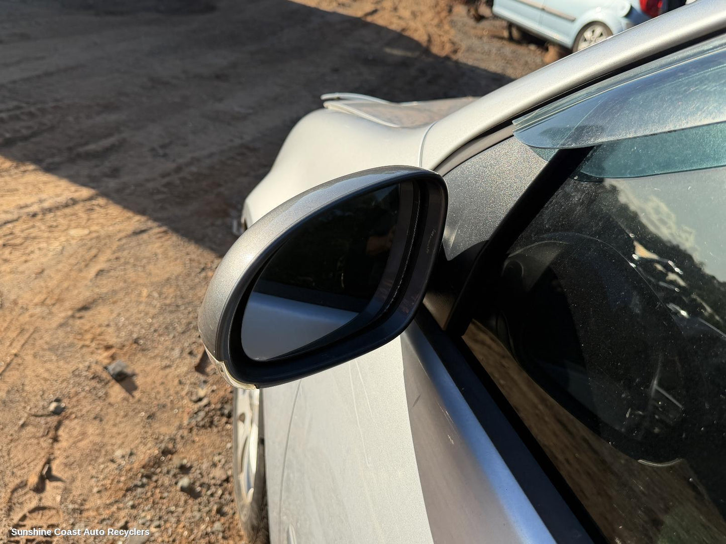 2004-2009 Volkswagen Golf Left Door Mirror