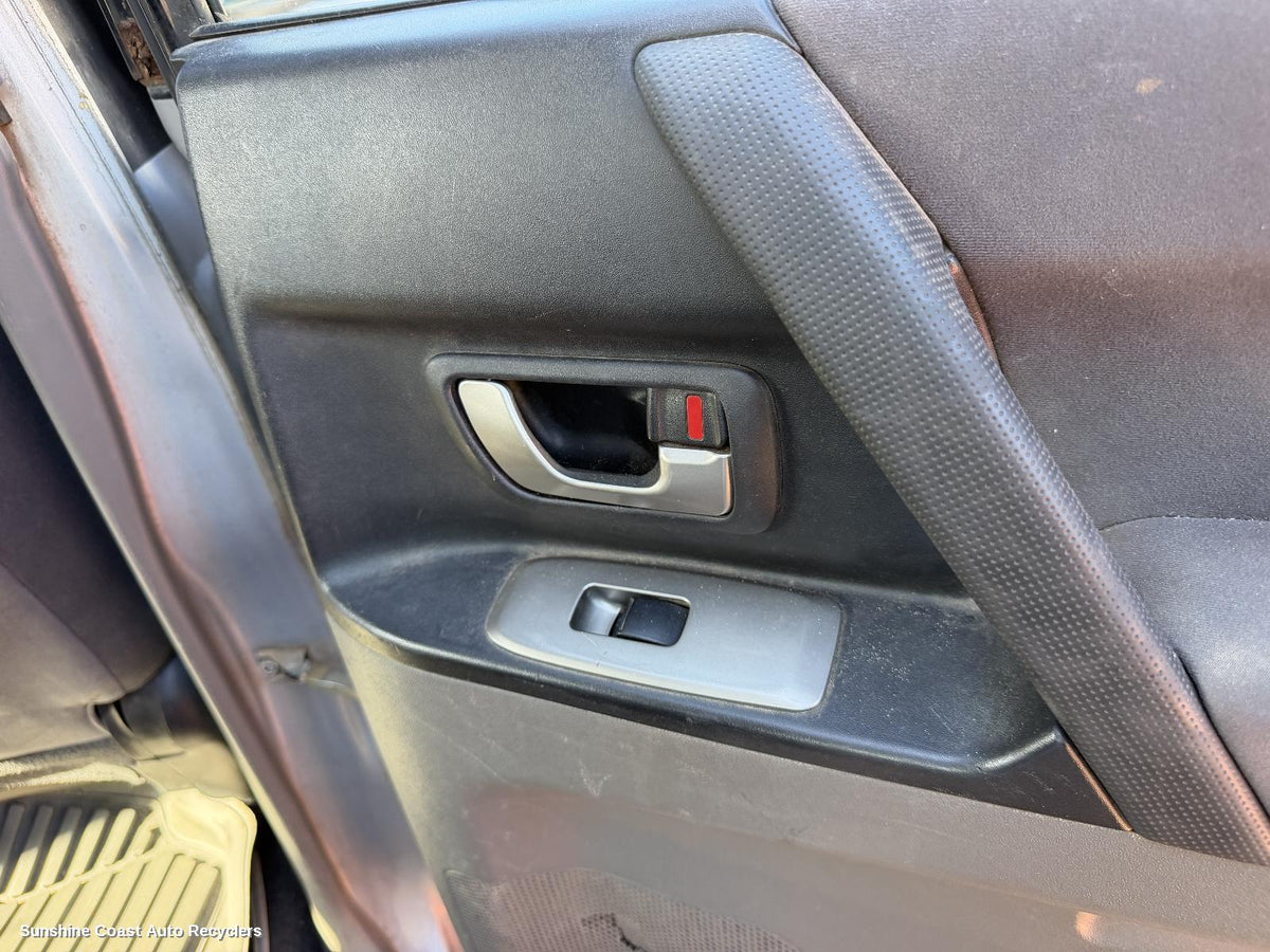 2002-2006 Mitsubishi Pajero Pwr Dr Wind Switch