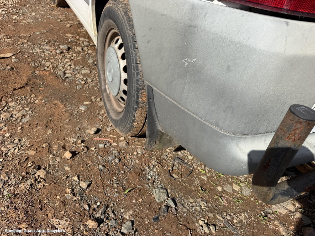 1998-2004 Mercedes Vito Mud Flaps