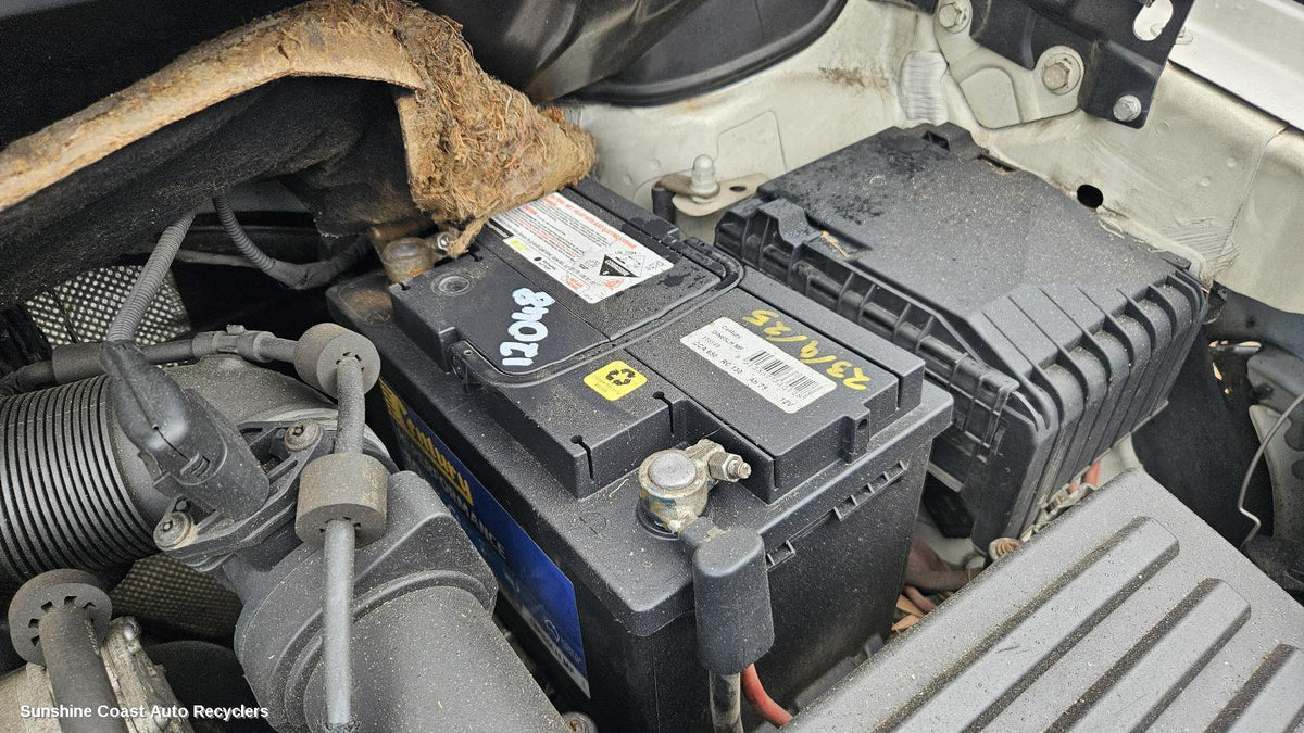 2005-2010 Volkswagen Caddy Battery Terminal