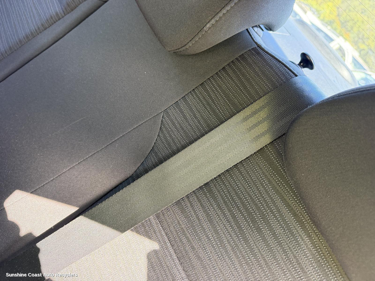 2011-2019 Hyundai Accent Seatbelt Stalk