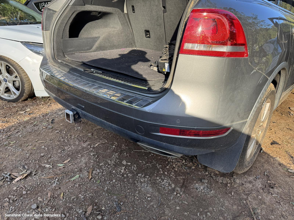 2010-2018 Volkswagen Touareg Rear Bumper
