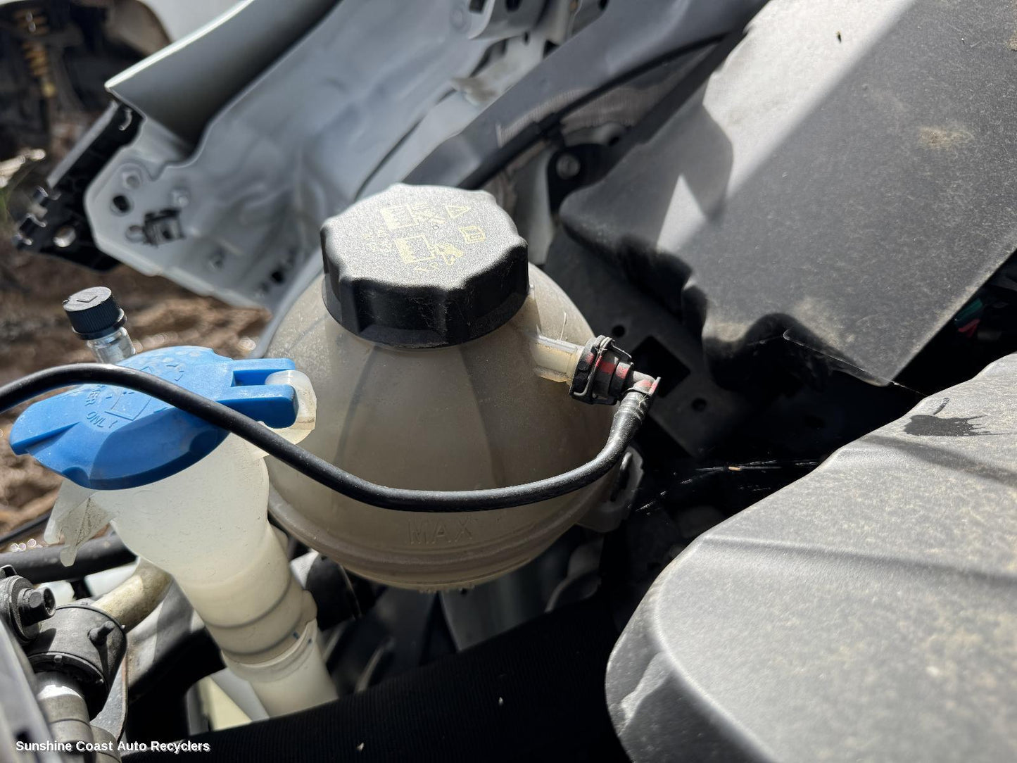 2021-2026 Haval Jolion Overflow Bottle