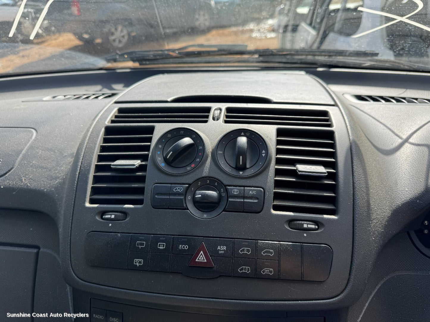 2013 Mercedes Vito Misc Switch Relay