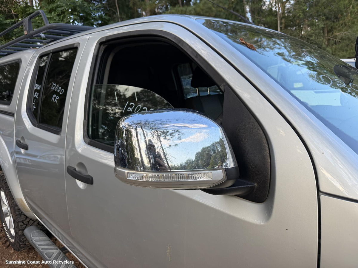 2005-2015 Nissan Navara Right Door Mirror