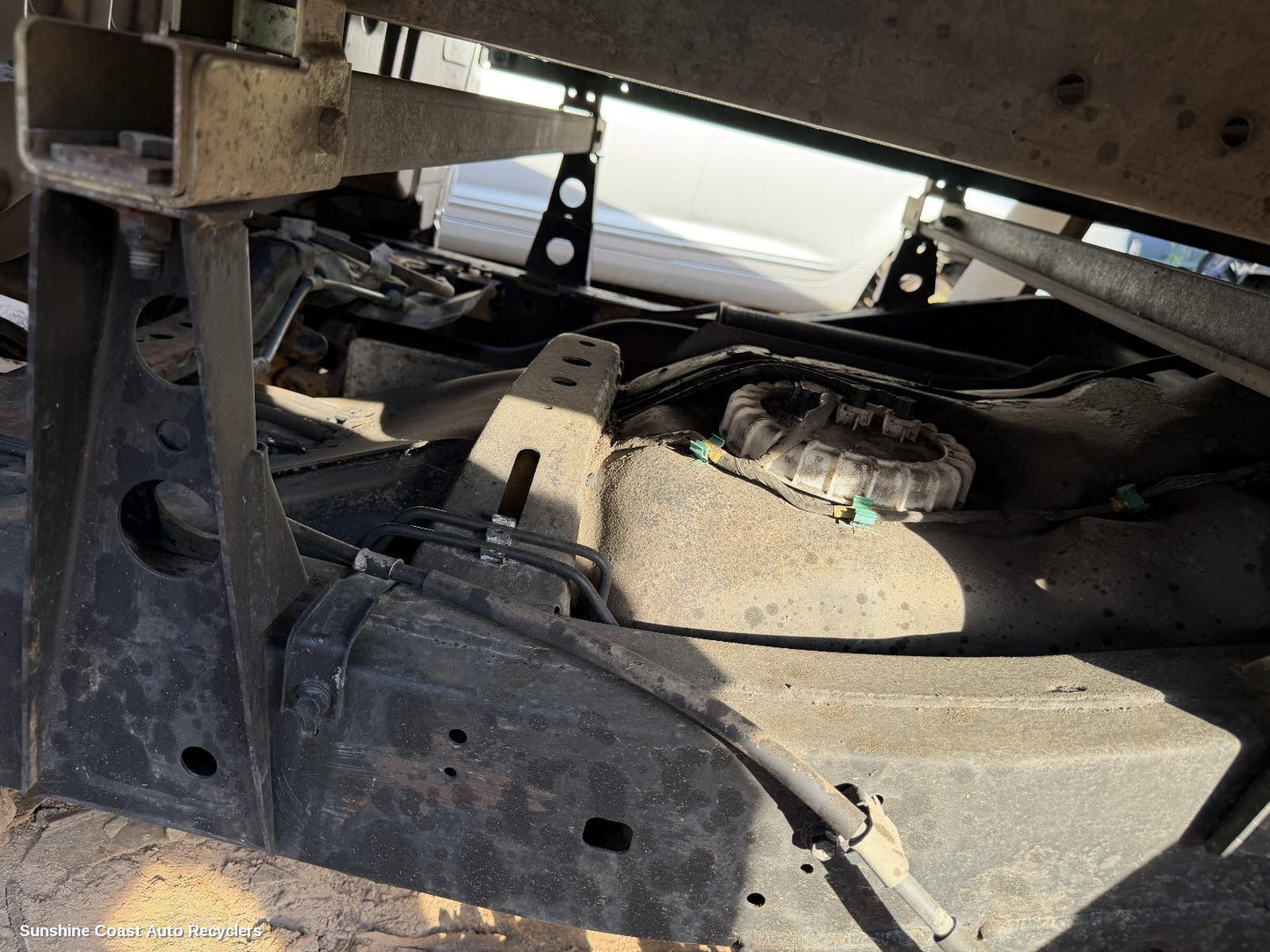 2005-2015 Toyota Hilux Fuel Tank