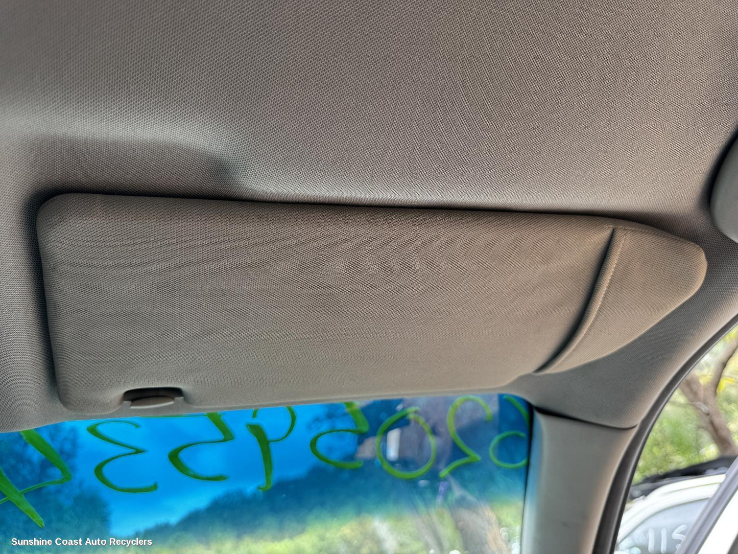 2005-2013 Nissan Pathfinder Sunvisor