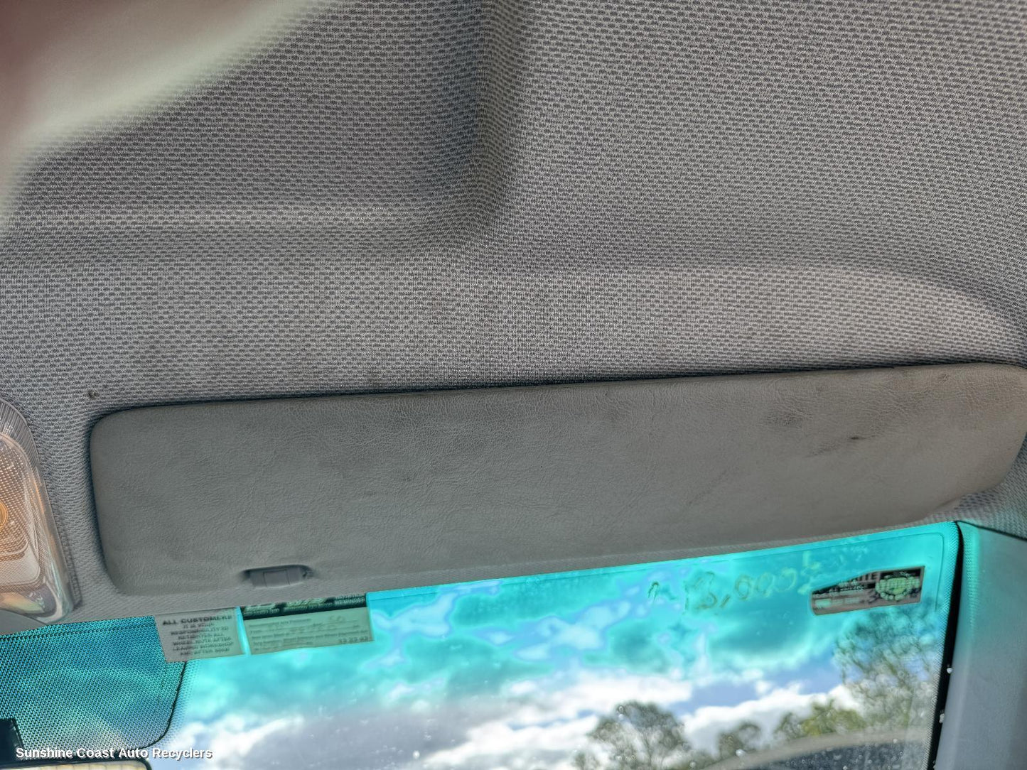 2013 Mercedes Vito Sunvisor