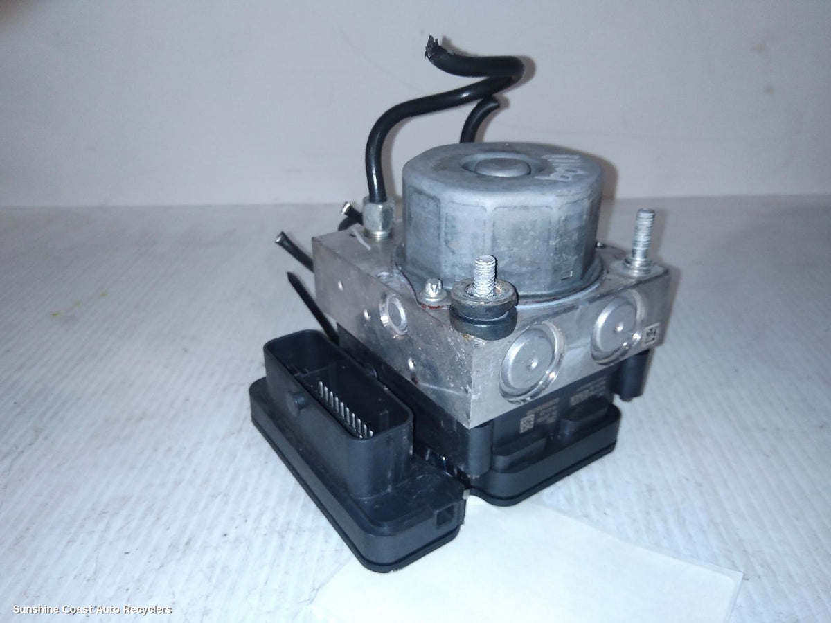 2012-2017 Nissan Pulsar Abs Pump Modulator