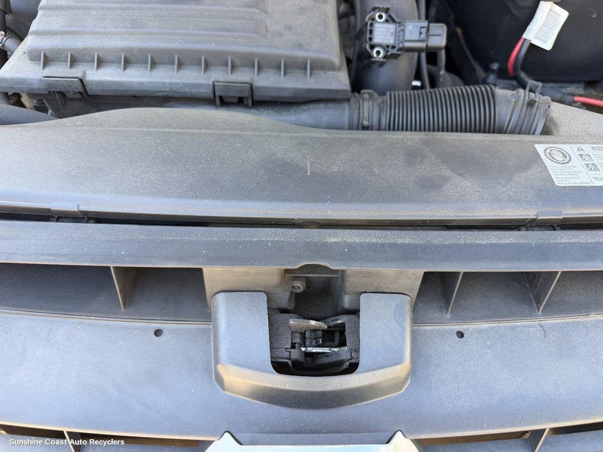2012-2020 Volkswagen Golf Bonnet Lock Support