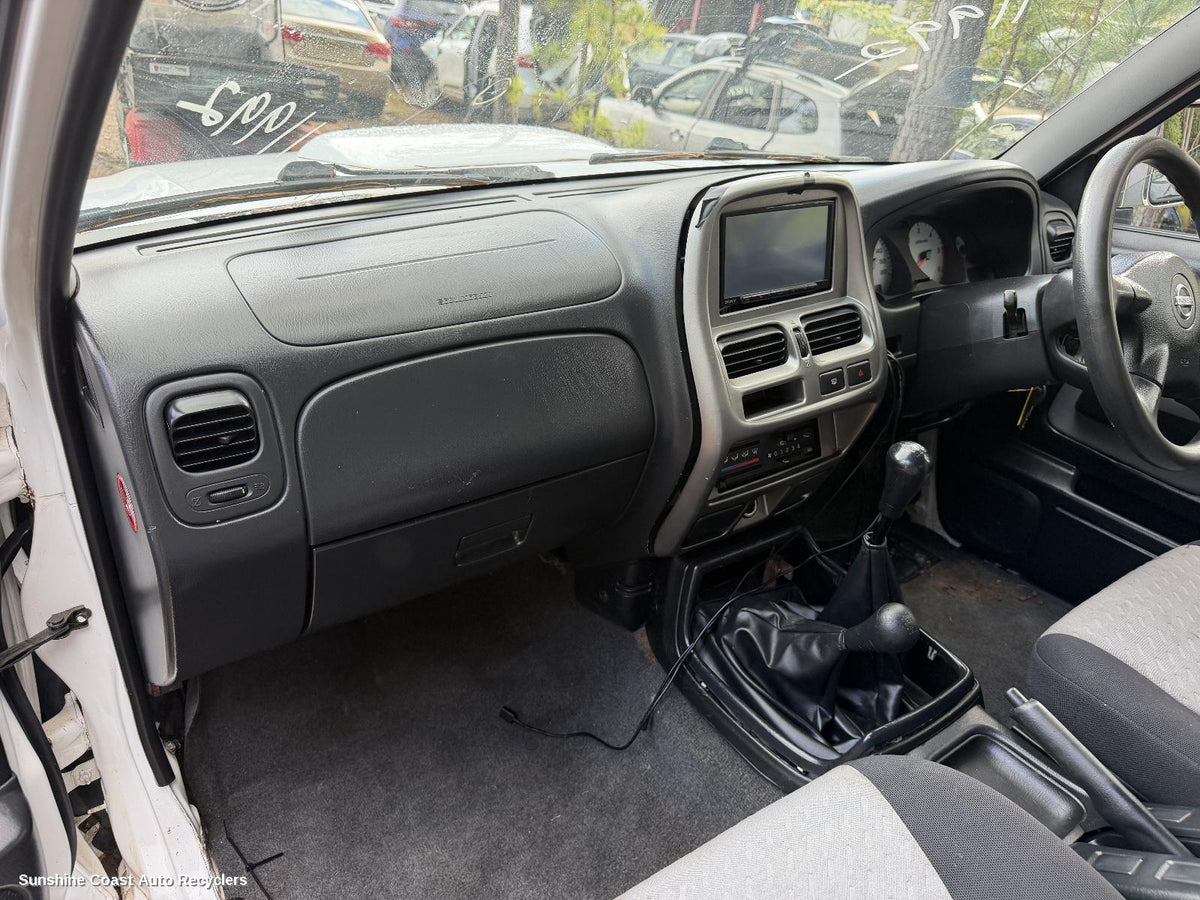 2001-2015 Nissan Navara Misc