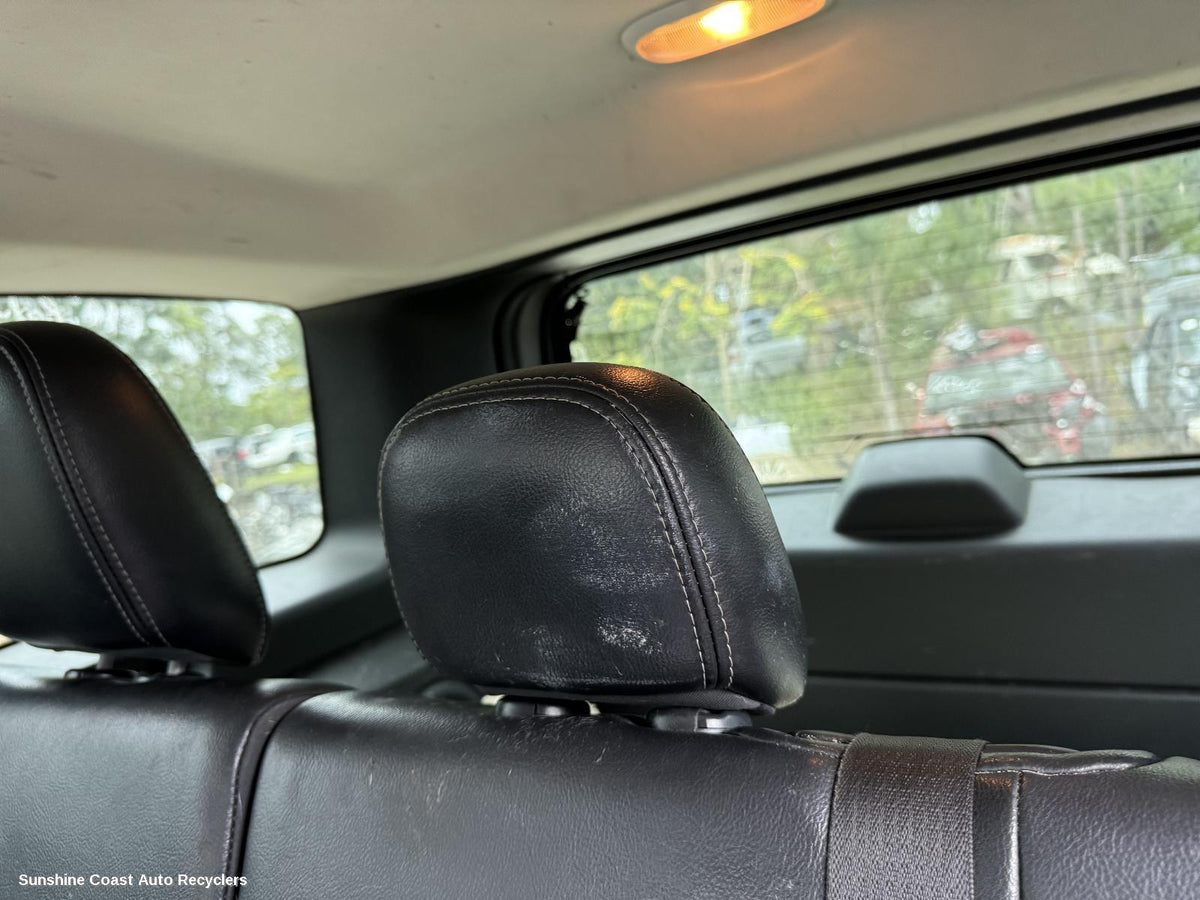 2007-2012 Jeep Cherokee Headrest