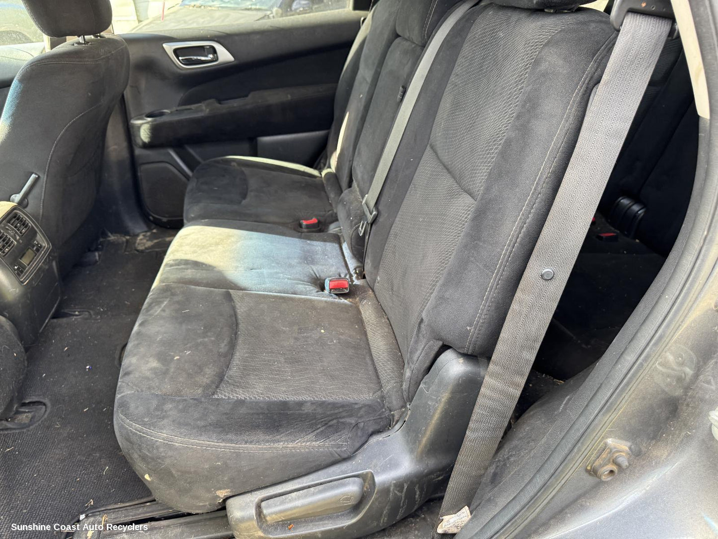 2016 Nissan Pathfinder 2nd Seat  Rear Seat