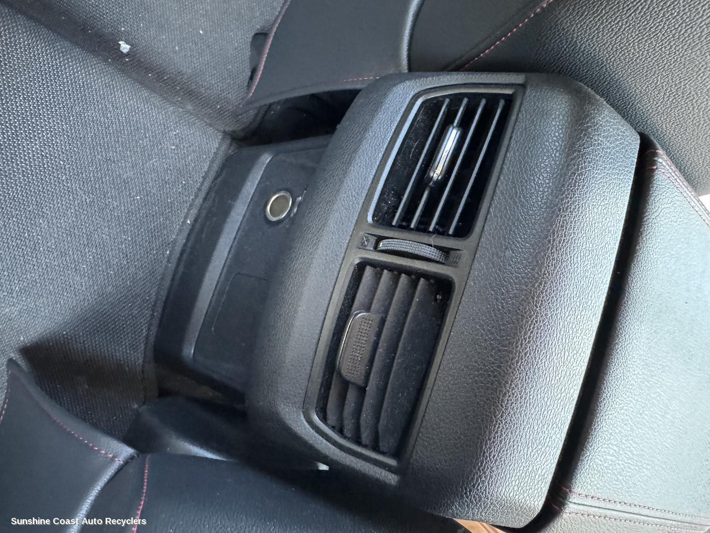 2022 Ldv T60 Console