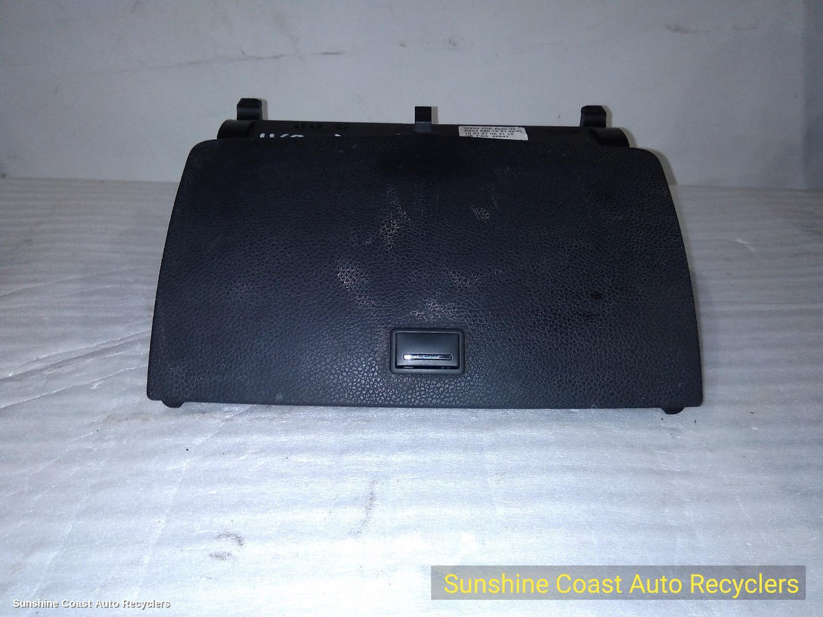2007-2011 Mercedes C Class Radio Cd Dvd Sat Tv