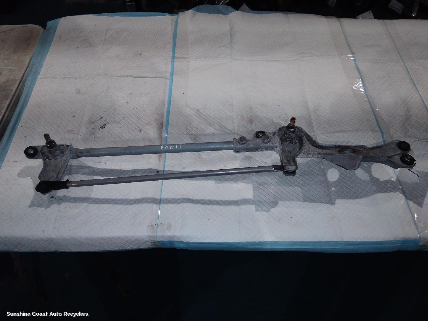 2006-2015 Mitsubishi Triton Wiper Linkage