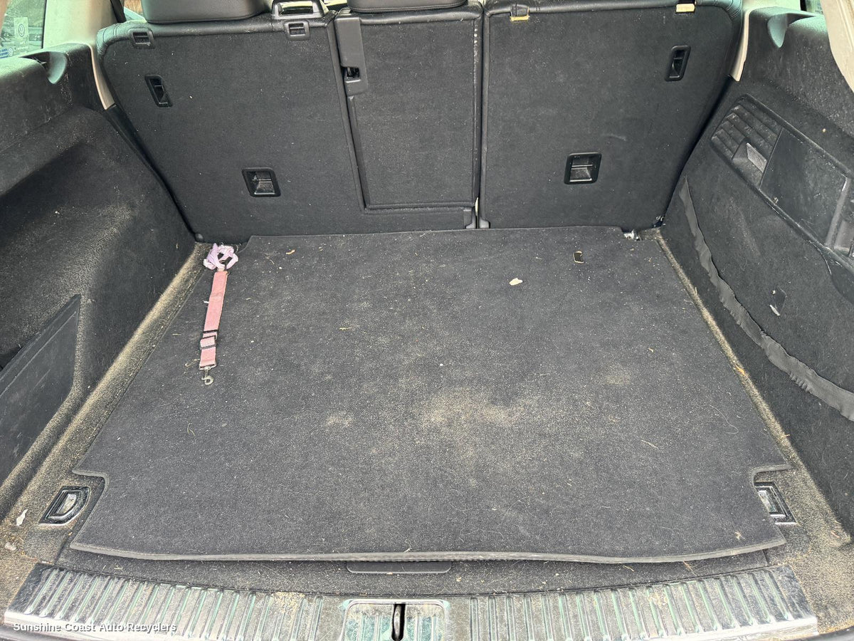 2010-2018 Volkswagen Touareg Floor Mats