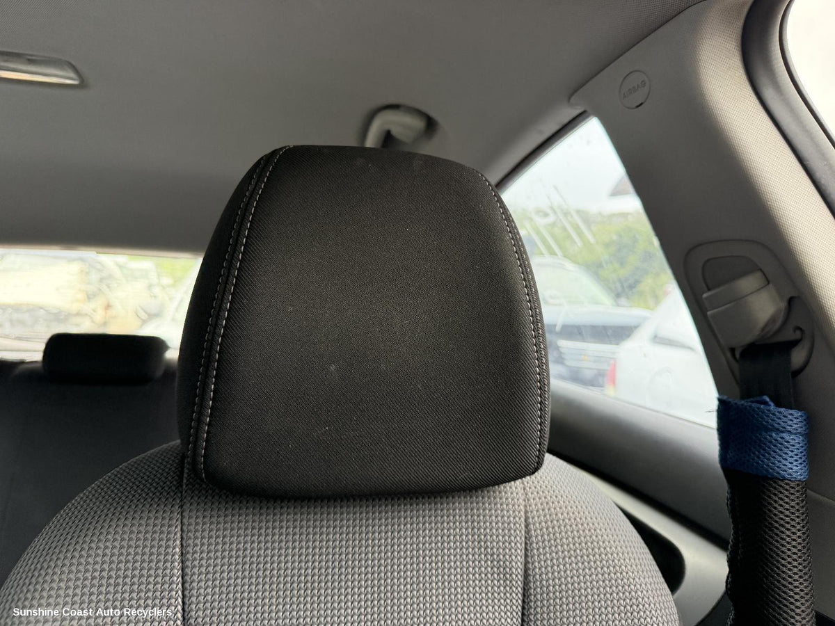 2012-2017 Hyundai I30 Headrest