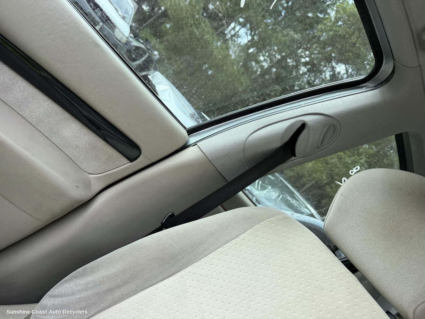 2001-2005 Ford Focus Seatbelt Stalk