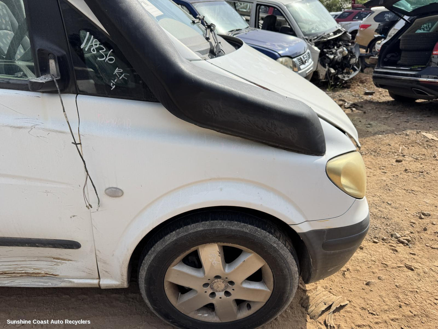 2005 Mercedes Vito Right Guard