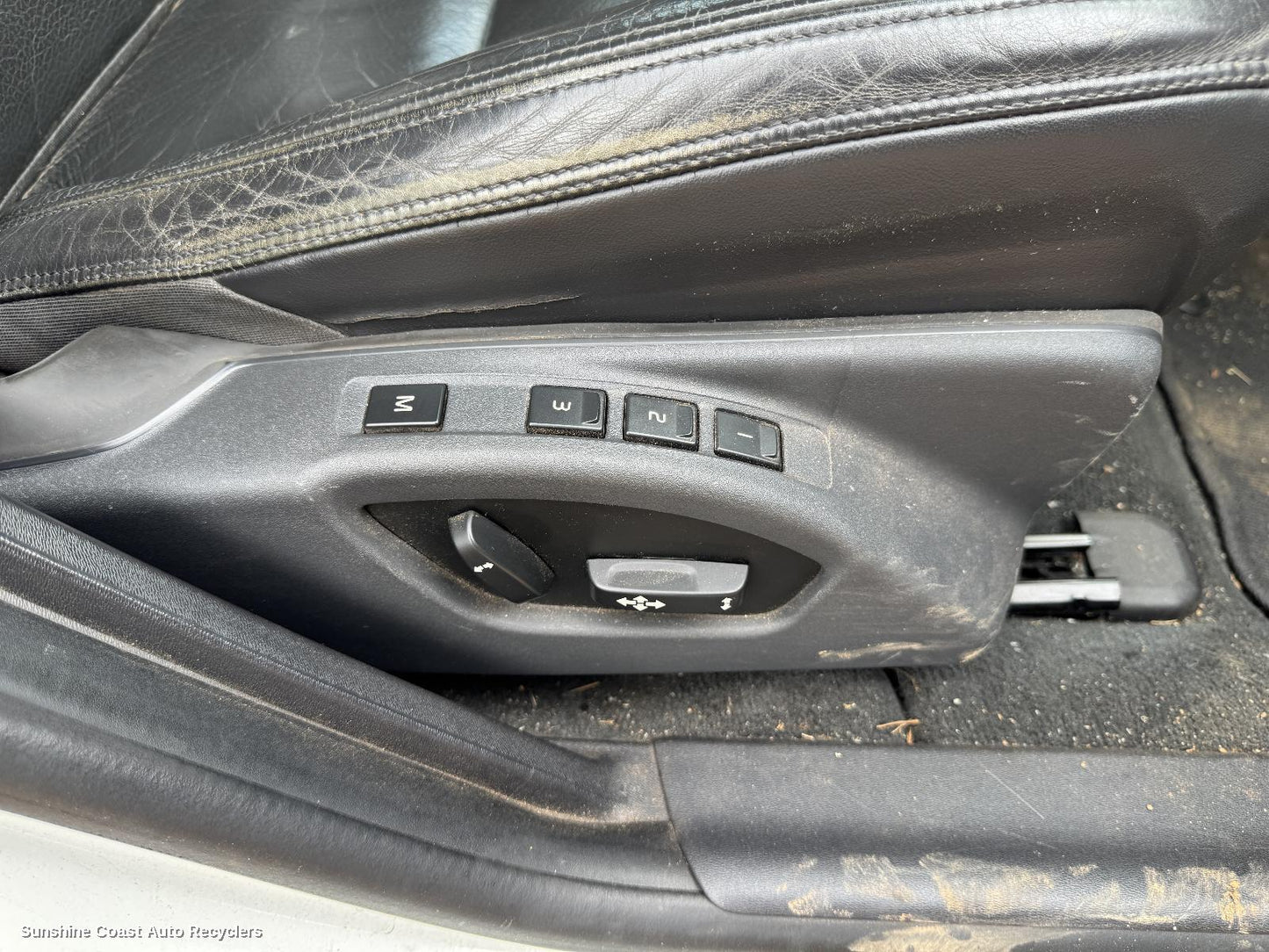 2012 Volvo S60/v60 Front Seat