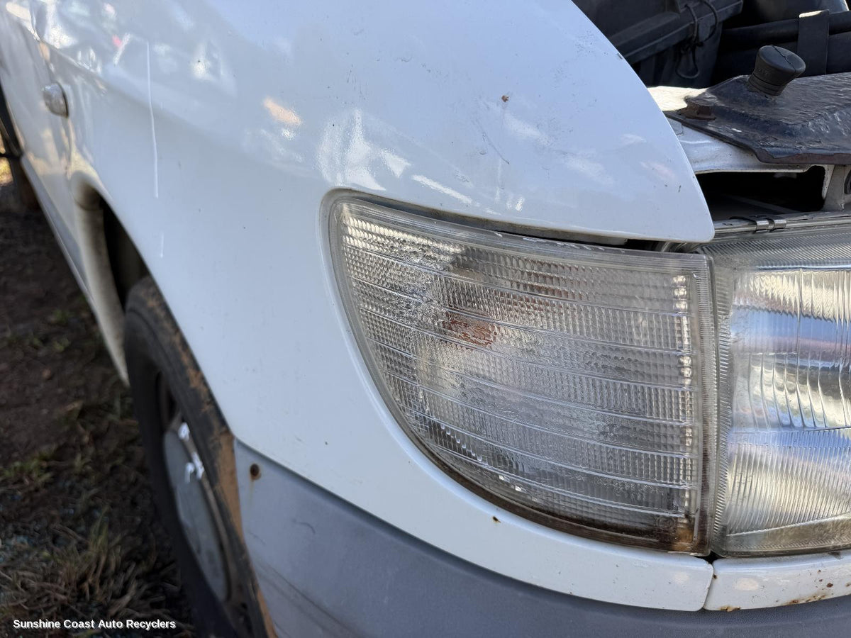 1998-2004 Mercedes Vito Right Indicator Fog Side