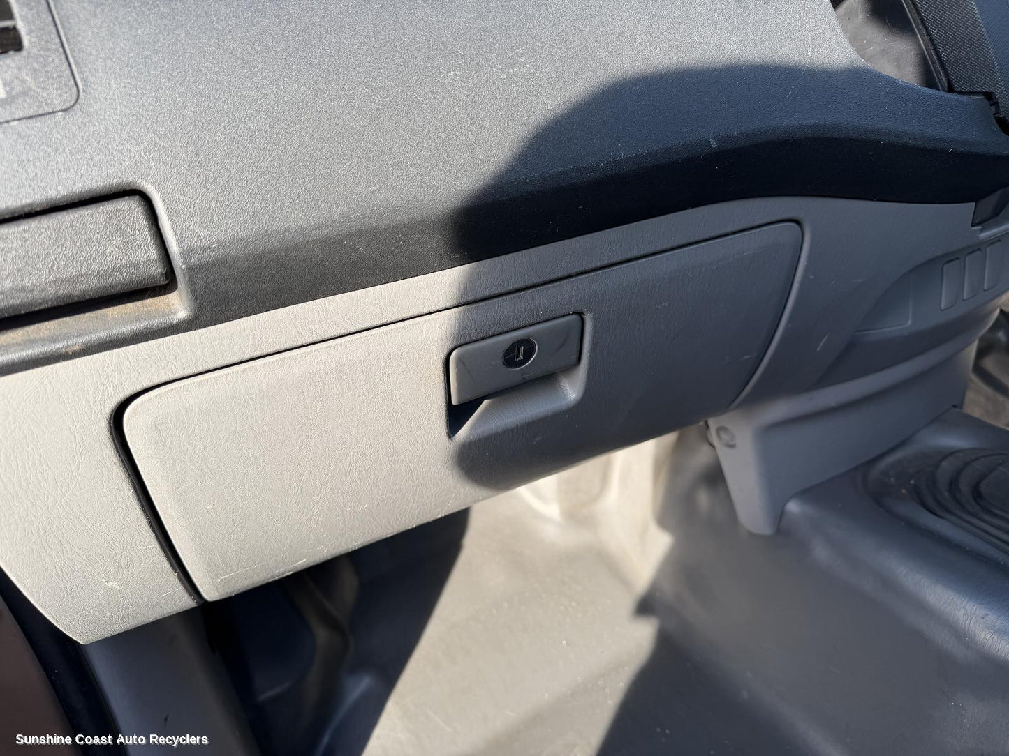 2005-2011 Toyota Hilux Glove Box