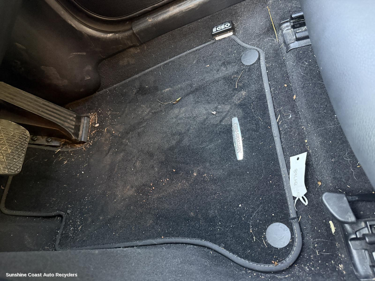 2007-2015 Mercedes C Class Floor Mats