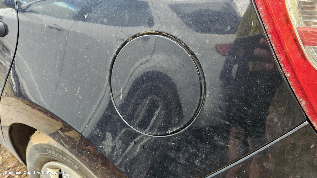 2007-2012 Hyundai I30 Fuel Door   Filler