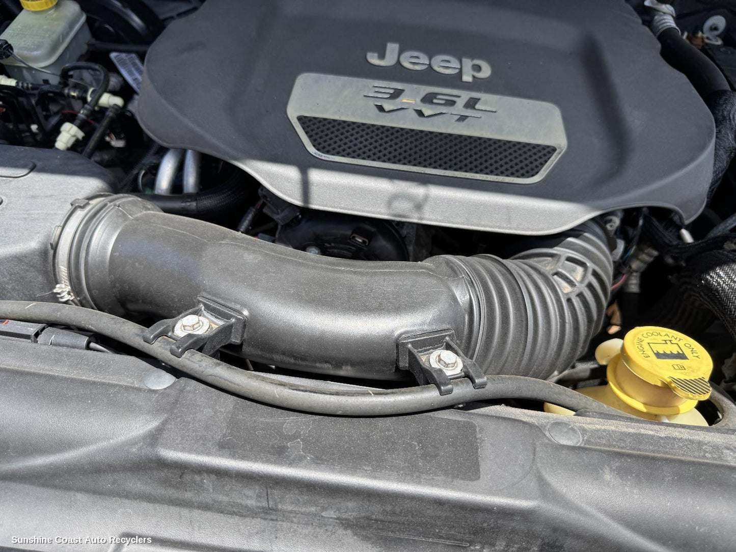 2013 Jeep Wrangler Air Cleaner Duct Hos